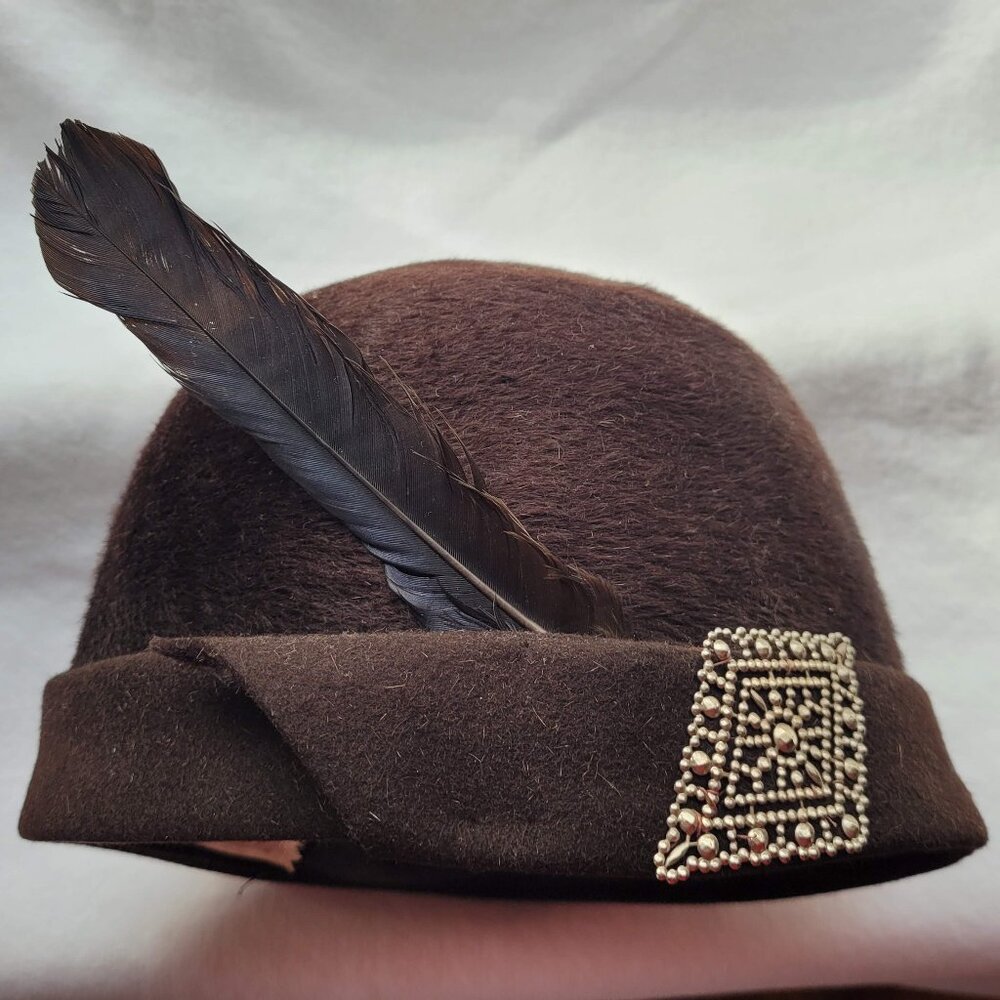 Schiaparelli Vintage 1920/30s Cloche Hat
